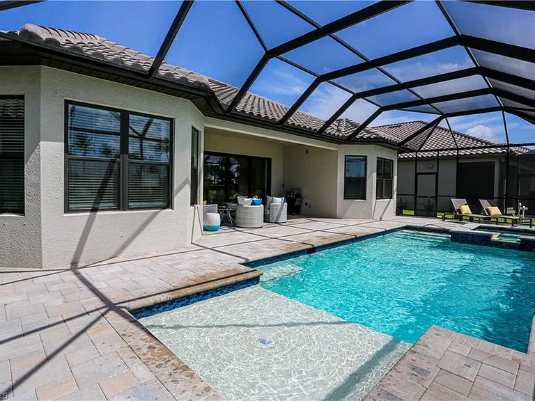 15318 Aprile St — Photo 7
