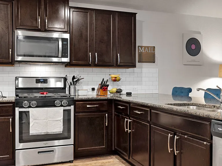 14722 Goldfinch Way — Photo 8