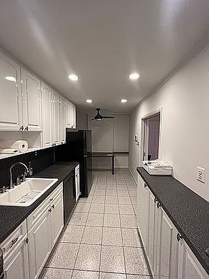 4th image of 2371 26th St #1
