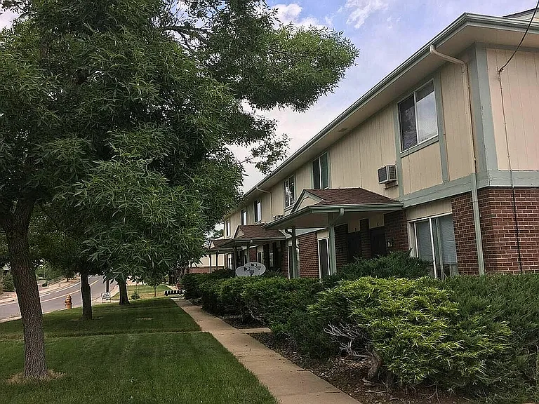 Enjoy tranquil living in this picturesque suburban apartment complex.