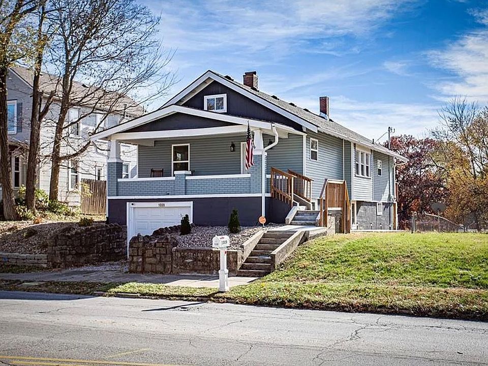 1st image of 1009 Spruce St