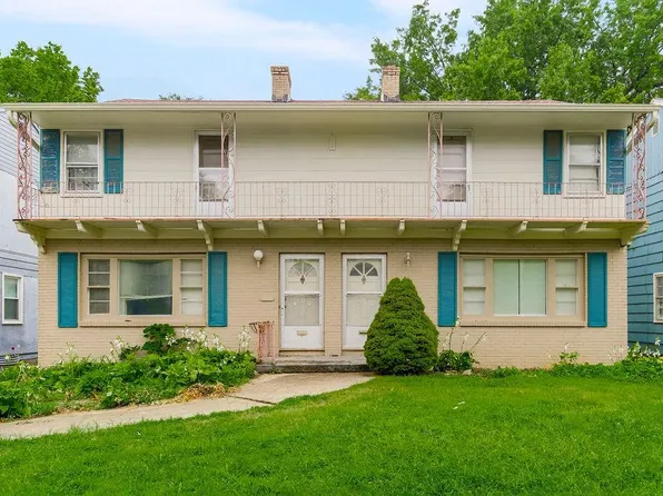109-111 W 73rd St, Kansas City, MO 64114