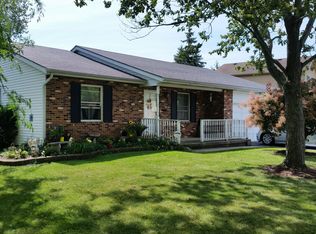 1074 Fairfield Dr, Marysville, OH 43040