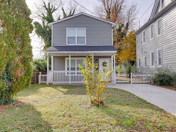 2nd image of 313 W 28th St
