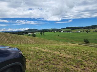 1 Private Dr, Lexington, VA 24450