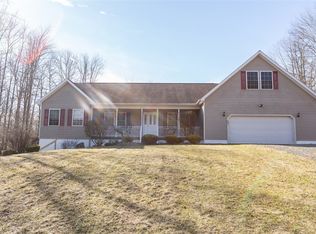 71 Phinney Ln, Central Square, NY