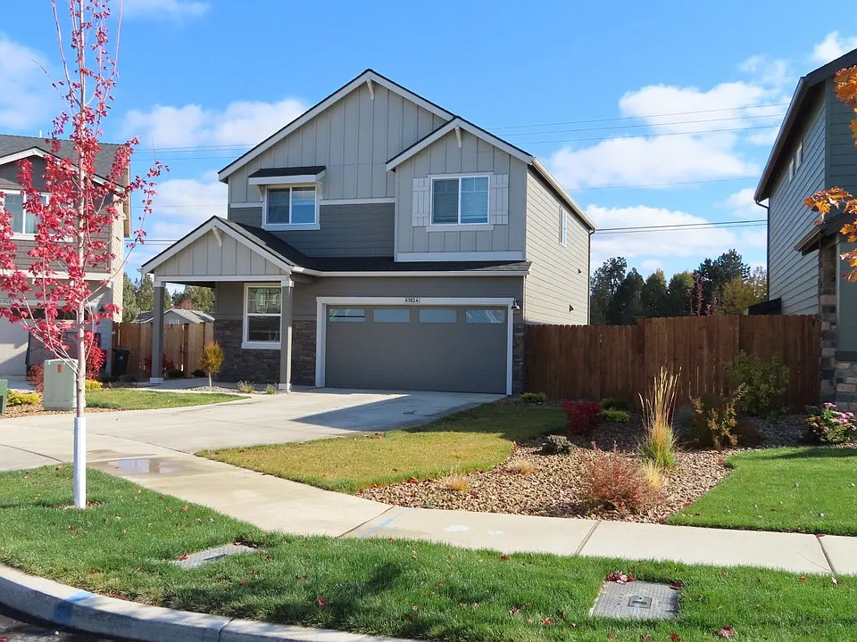 61824 SE Finn Pl