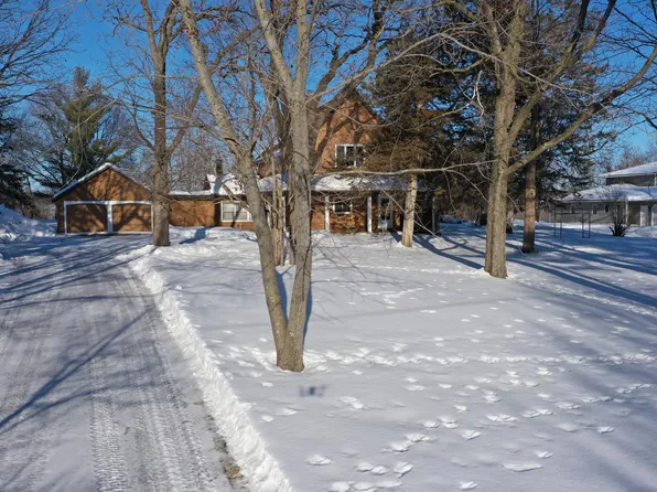 325 E River St, Monticello, MN 55362