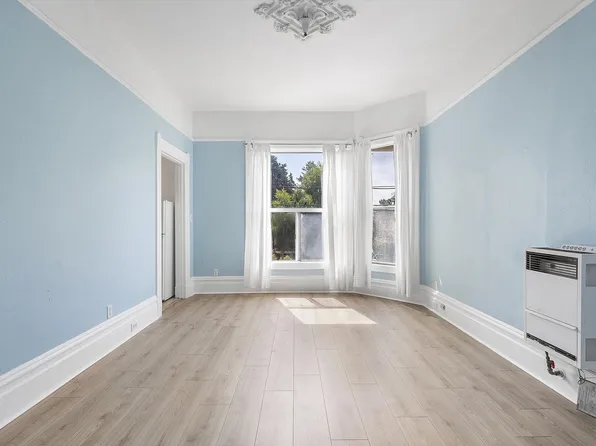 1315 Chestnut St #1, Alameda, CA 94501