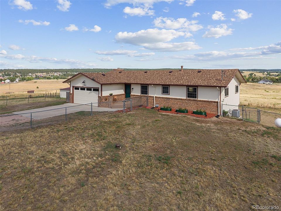 1st image of 1045 Castlewood Drive