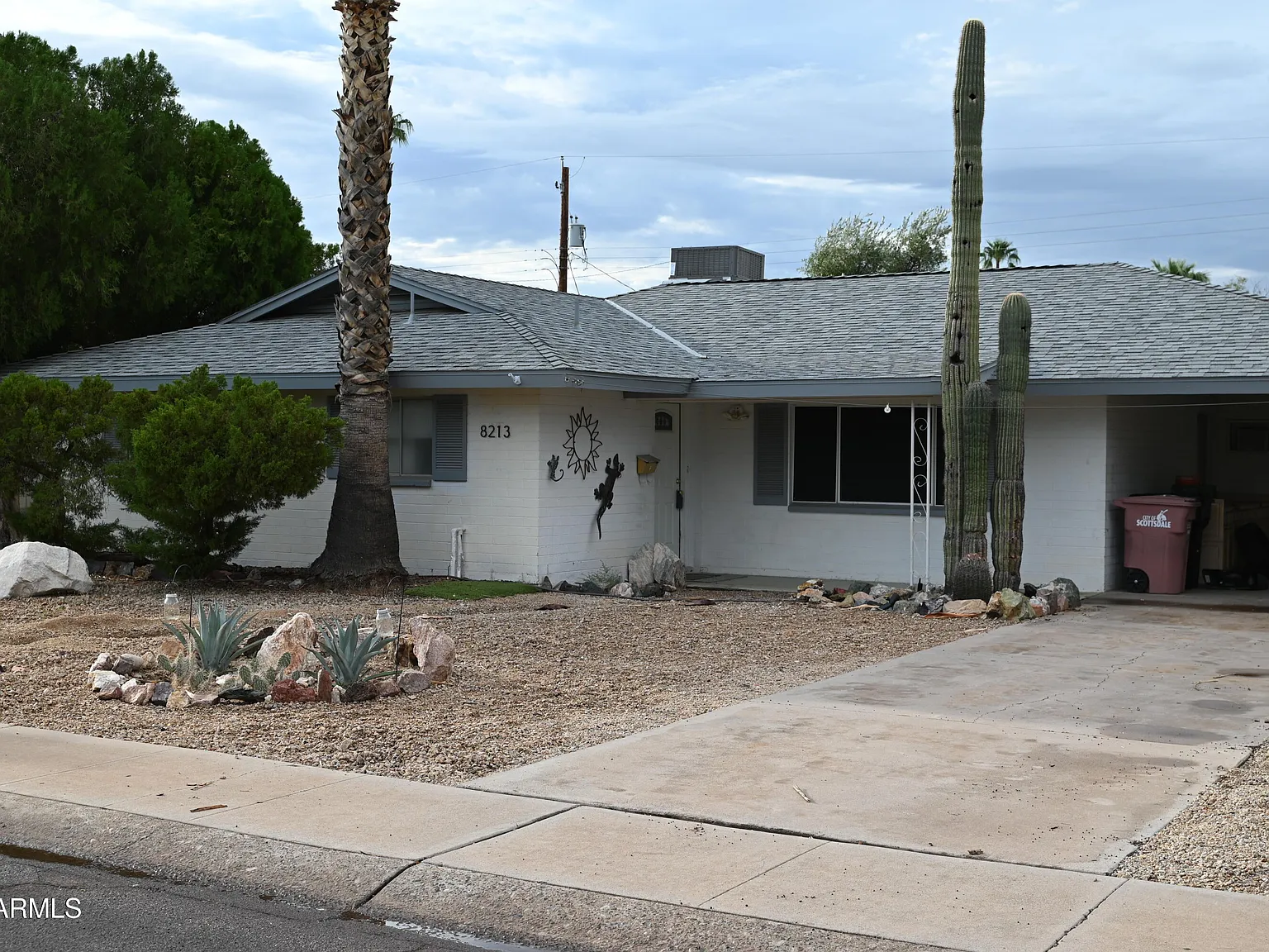 3 bed, 2.0 bath, 1613 sqft, $2,450 — Photo 1