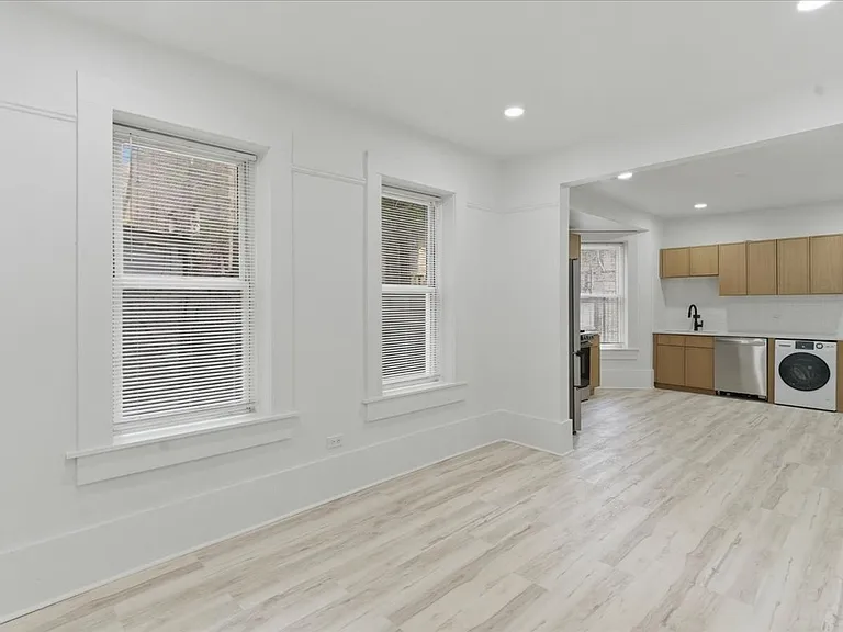 2607 W Haddon Ave #1R — Photo 2