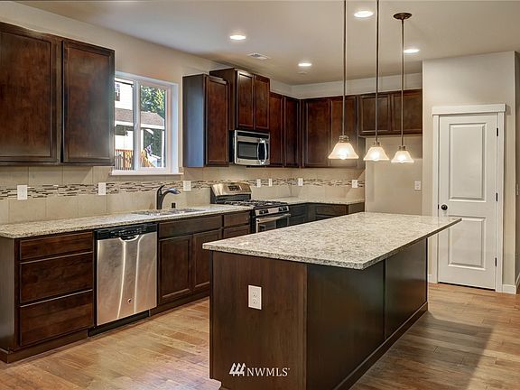 4th image of 2325 Bjorgen Creek Court #LT A