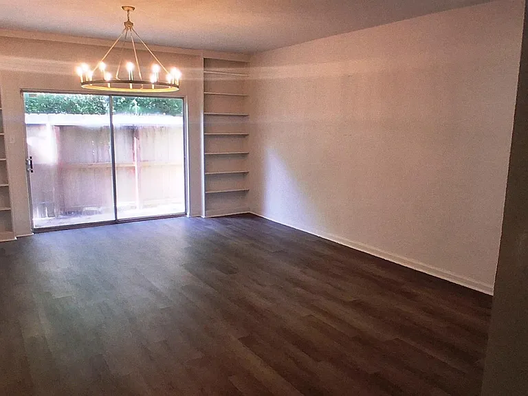 14703 Barryknoll Ln #26 — Photo 4