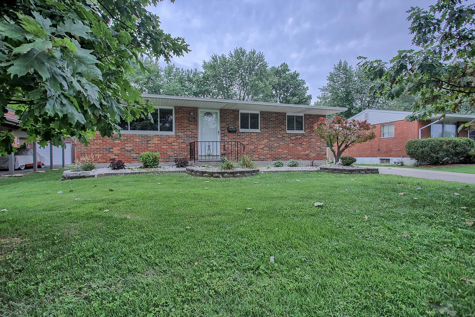 1920 Cornell Ave photo 1