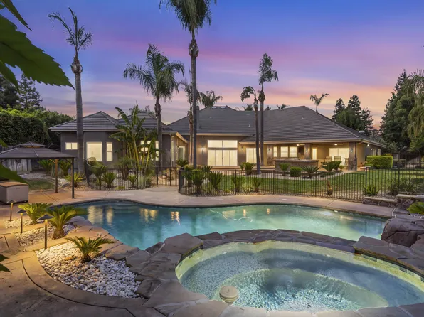 5709 W Seeger Court, Visalia, CA 93277