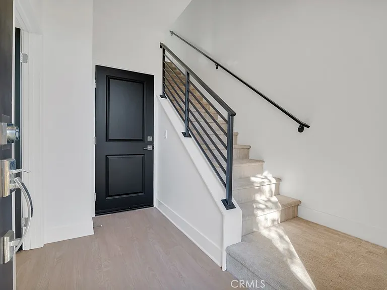 10832 W Riverton Ct — Photo 3