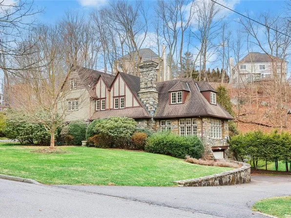 60 Orchard Road, Mount Kisco, NY 10549