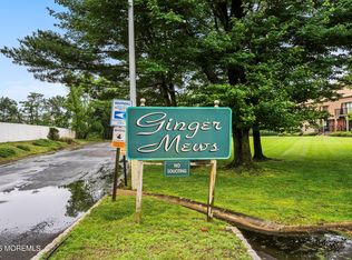 13 Ginger Ct, Eatontown, NJ 07724