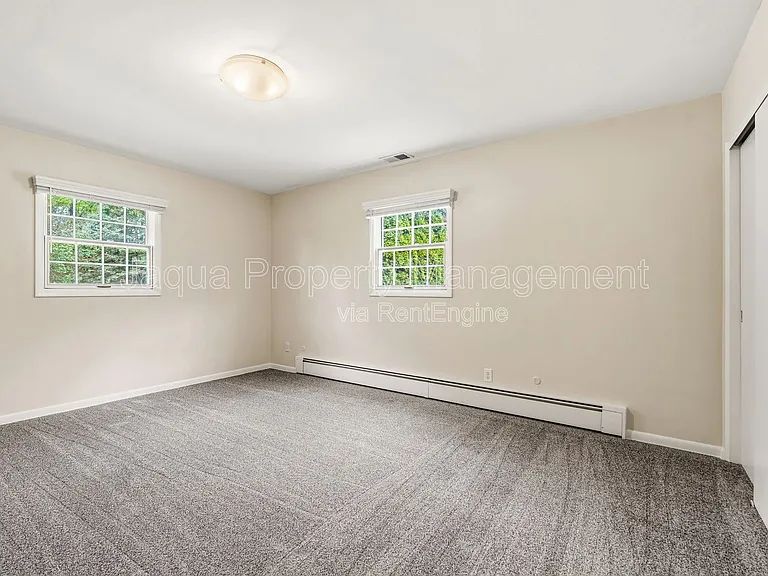 4420 Croyden Ave — Photo 14