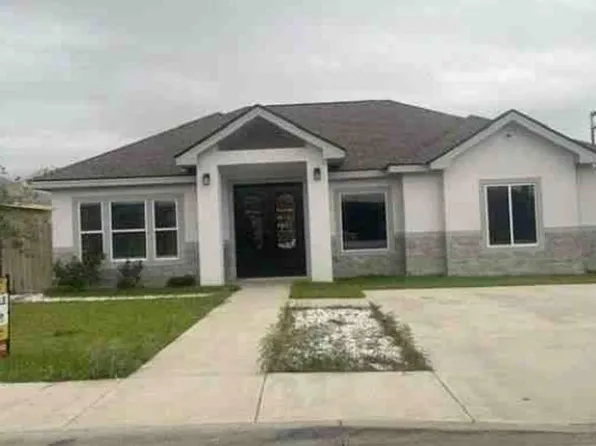 3051 Samuel Dr, Eagle Pass, TX 78852
