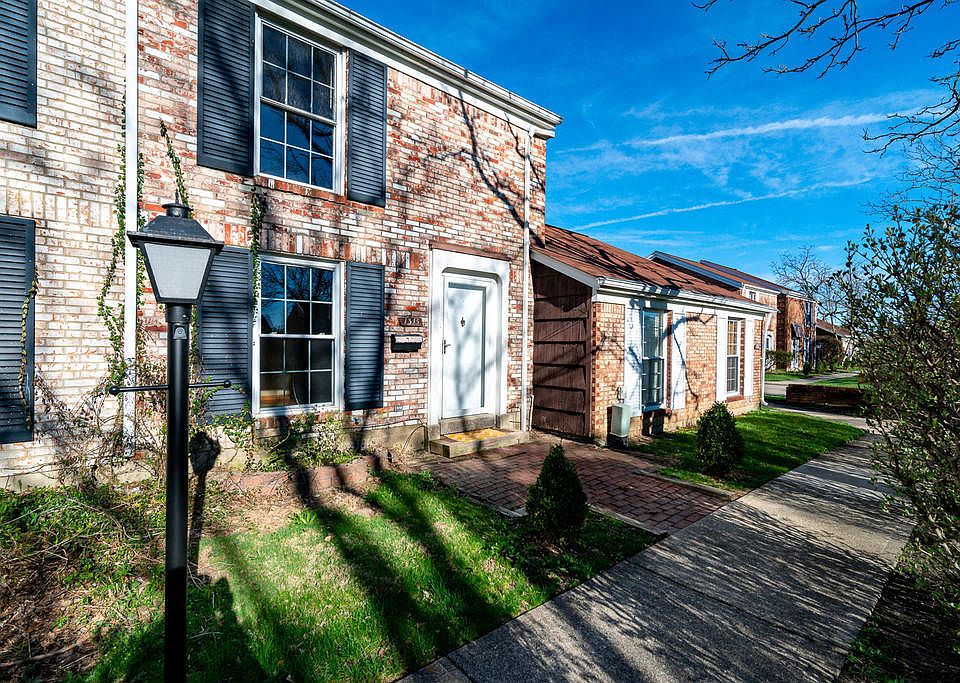 1315 Rona Village Blvd, Fairborn, OH 45324 Zillow