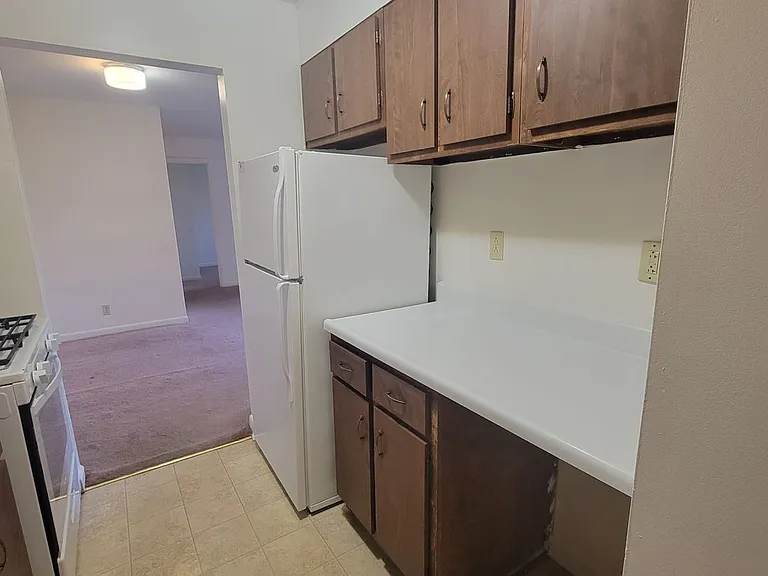 300 Jefferson St — Photo 29