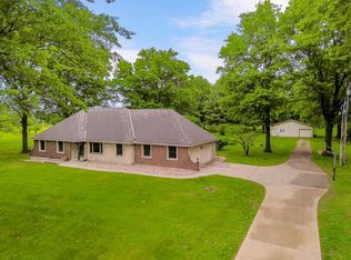 26000 Milton Thompson Rd, Lees Summit, MO 64086