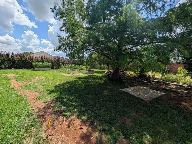 10133 Bromley Ct — Photo 45