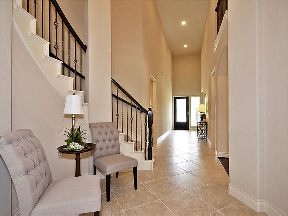 3rd image of 150 Deerfield Meadow Dr