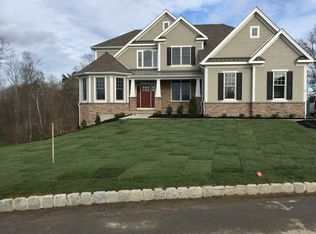 23 Hickory Cir, Cohasset, MA 02025