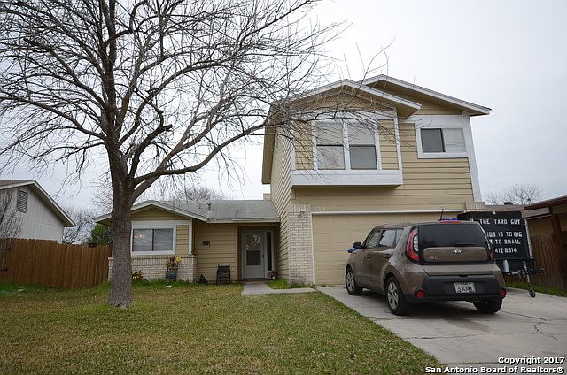1st image of 639 Cypresscliff Dr
