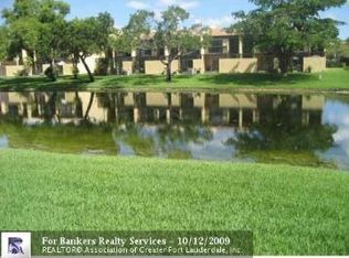 1101 NW 99th Ter, Pembroke Pines, FL 33024