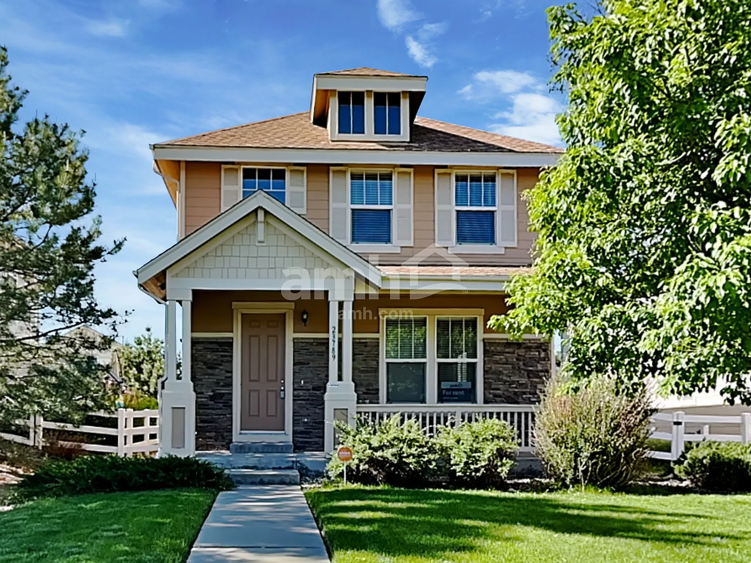 3 bed, 2.5 bath, 1972 sqft, $2,980 — Photo 1