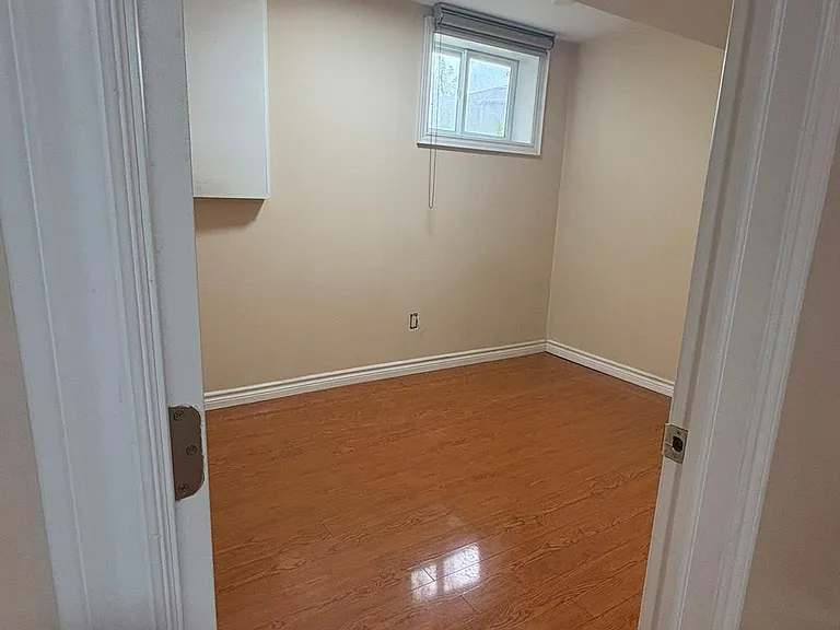 12 Empson Ct #BASEMENT — Photo 6