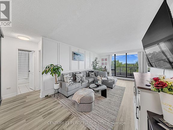 2nd image of 92 Church St S #511