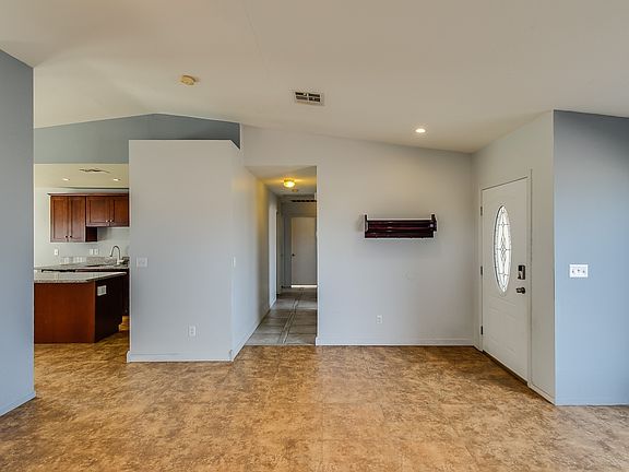5th image of 2901 Meadow Flower Ave