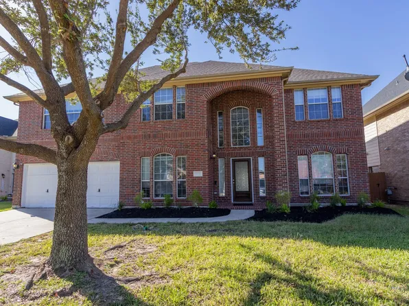 2705 Haleys Comet Ct, Deer Park, TX 77536