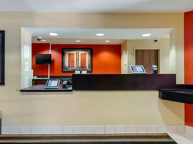 Lobby and Guest Check-in