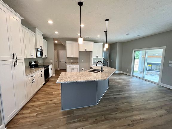 5th image of 7299 Pine Chase Dr