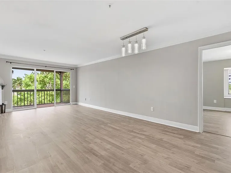 2400 Feather Sound Dr #1136 — Photo 10