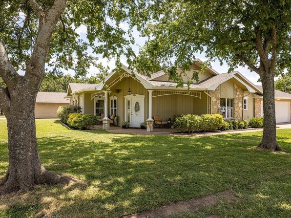 508 Pine Ln