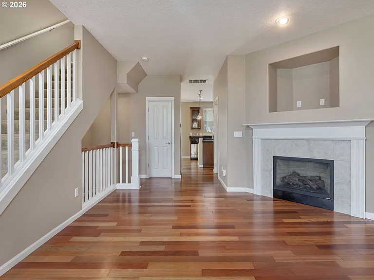 830 NW Council Dr — Photo 8