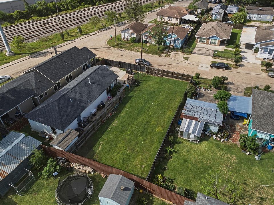 1st image of 6610 Avenue S