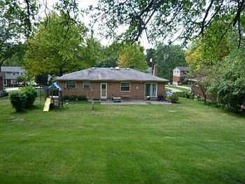 5th image of 426 Hillbrook Dr