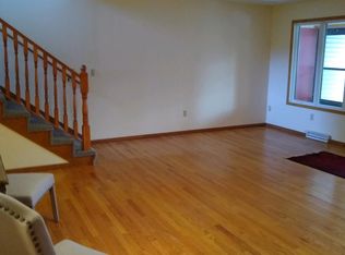 1126 Highland Ave, Northfield, MN 55057