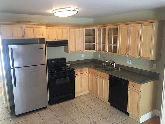 5th image of 2850 Reynard Way APT 8