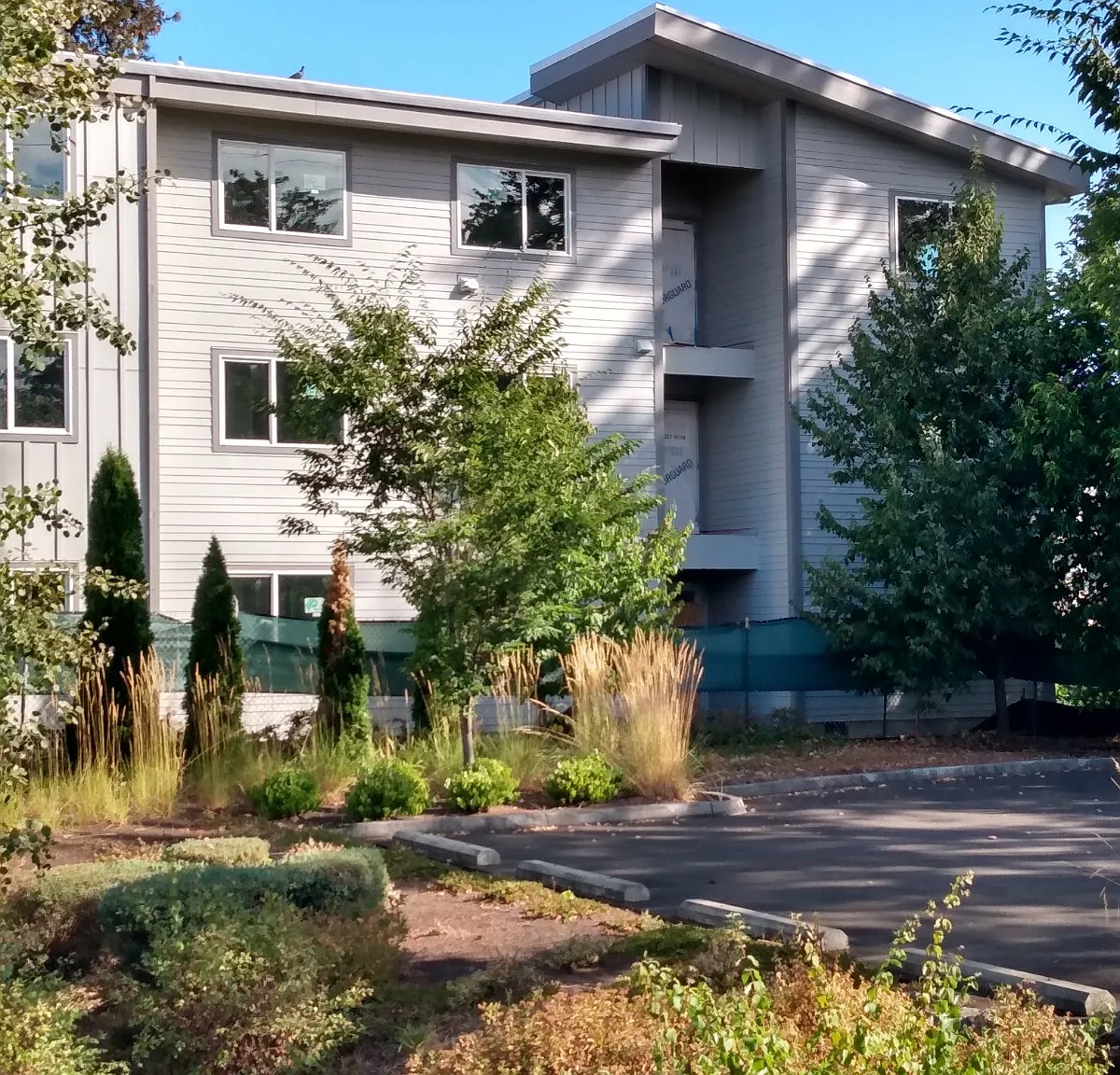 1 bed, 410 sqft, $1,295 — Photo 1