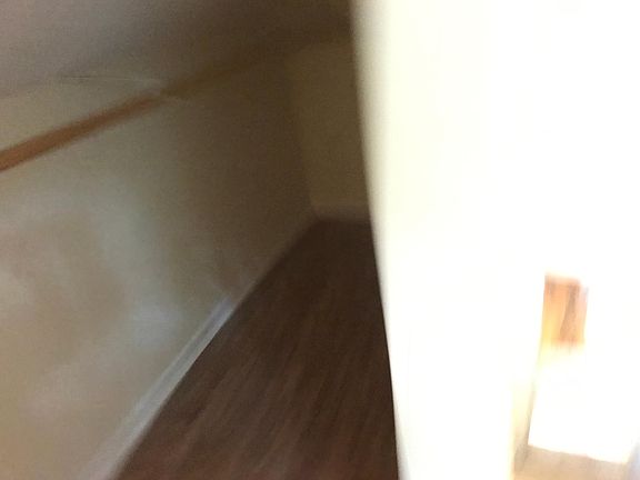 4th image of 614 Fairview Ave
