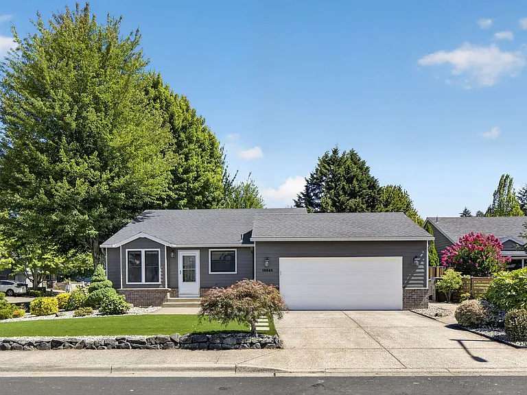15863 SW Baler Way — Photo 1